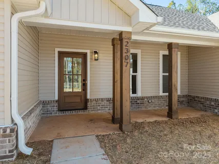 $524,900 | 2307 Lee Lawing Road, Lincolnton, NC 28092