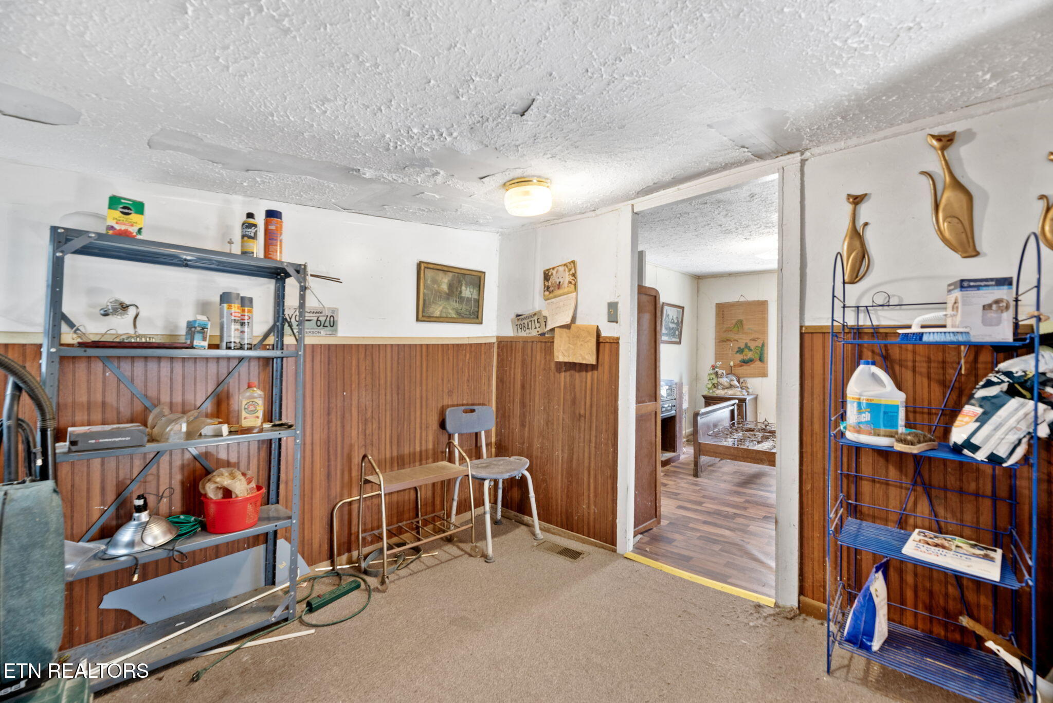 512 Spring Street Clinton, TN 37716 - Photo 13 of 20 13-web-or-mls-Sprng512 (33)