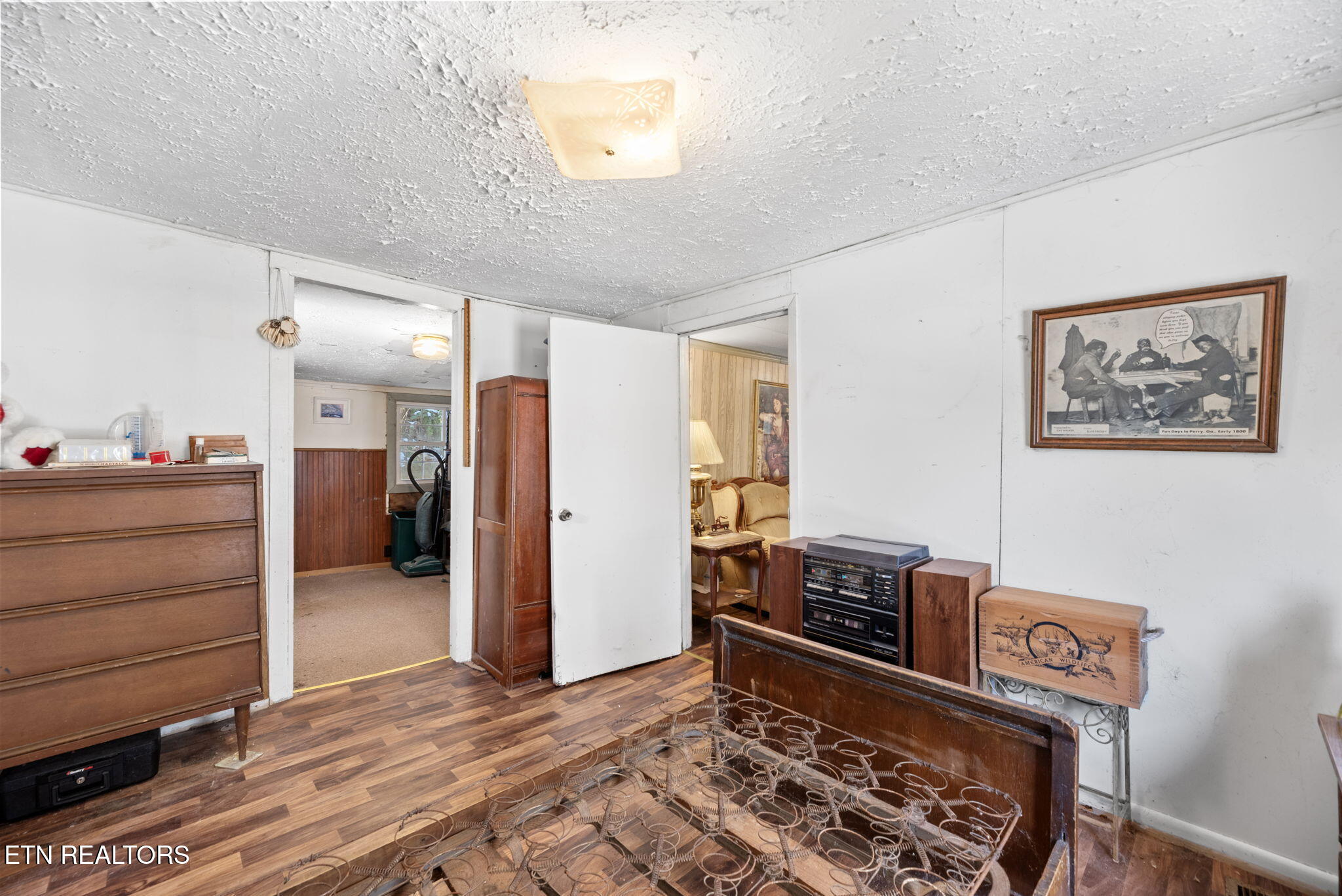 512 Spring Street Clinton, TN 37716 - Photo 14 of 20 14-web-or-mls-Sprng512 (39)