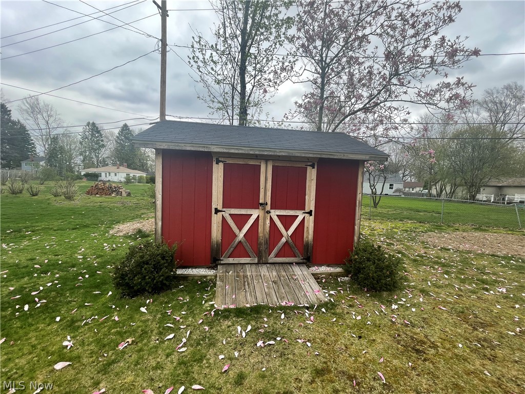 7971 Stockbridge Road Mentor, OH 44060 - Photo 23 of 25 Gallery Image 23