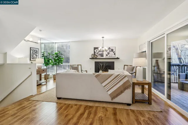 $1,325,000 | 911 Dewing Avenue, Lafayette, CA 94549