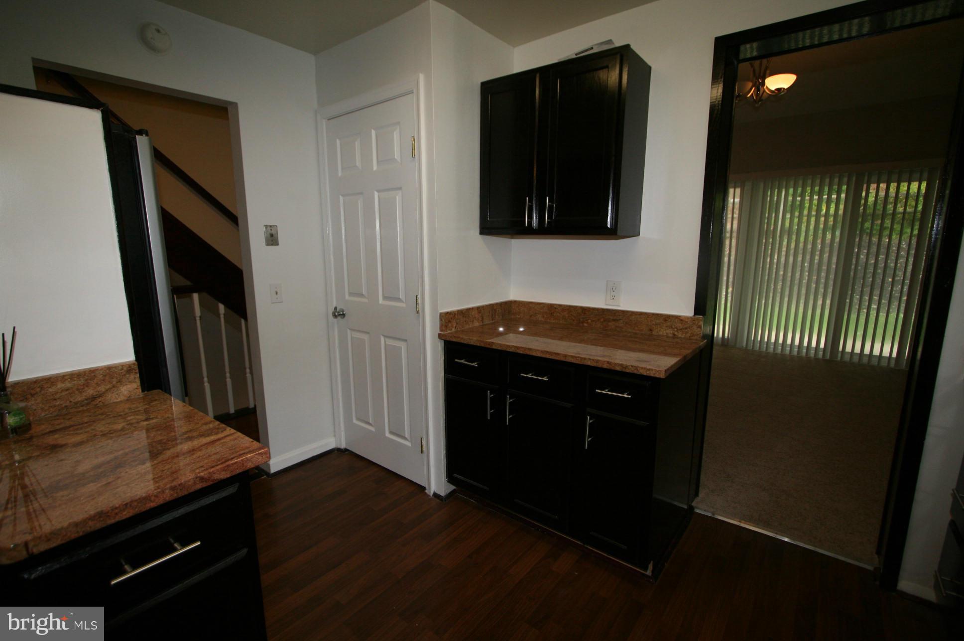 5313 Lightning View Road Columbia, MD 21045 - Photo 6 of 23 Kitchen