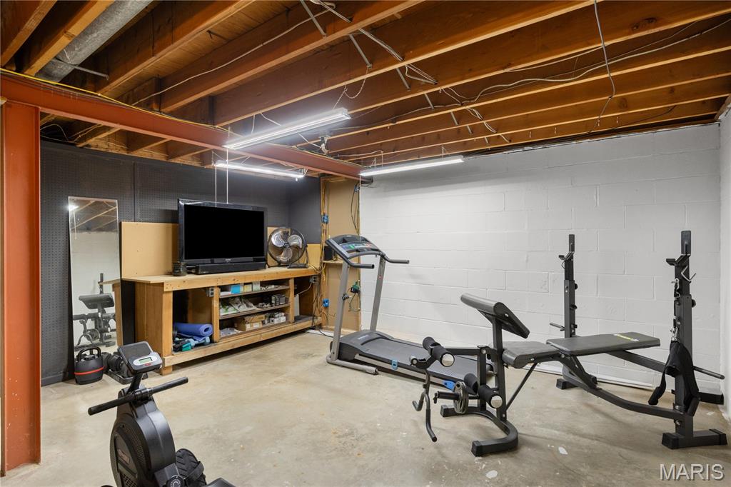 13 Hebner Drive Alton, IL 62002 - Photo 25 of 36