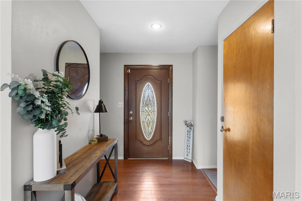 13 Hebner Drive Alton, IL 62002 - Photo 3 of 36