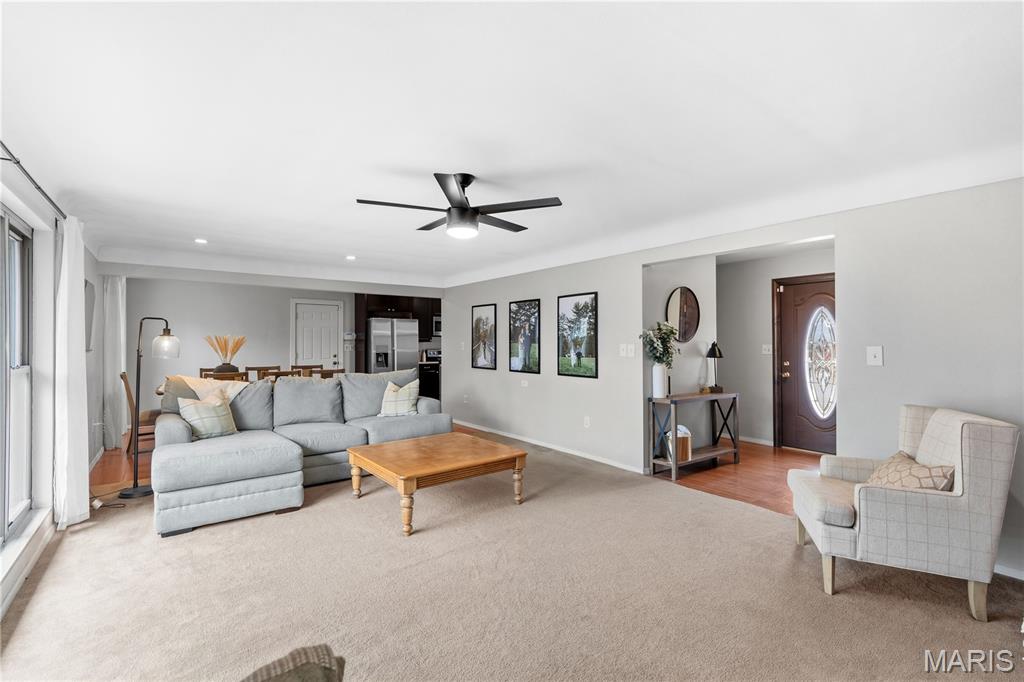 13 Hebner Drive Alton, IL 62002 - Photo 6 of 36