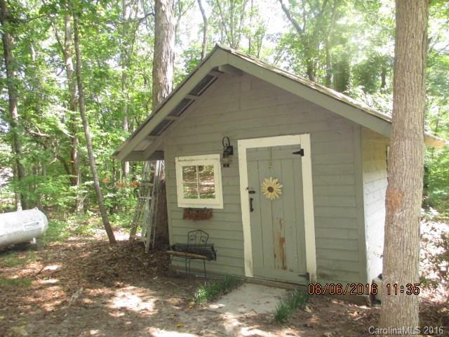 820 Brian Road, Unit 3 Clover, SC 29710 - Photo 19 of 24 a backyard of a house