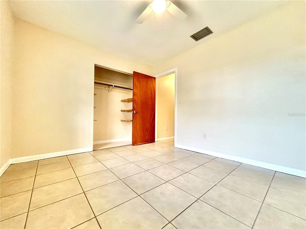 530 Park Avenue, Unit 532 Umatilla, FL 32784 - Photo 9 of 26 a view of an empty room