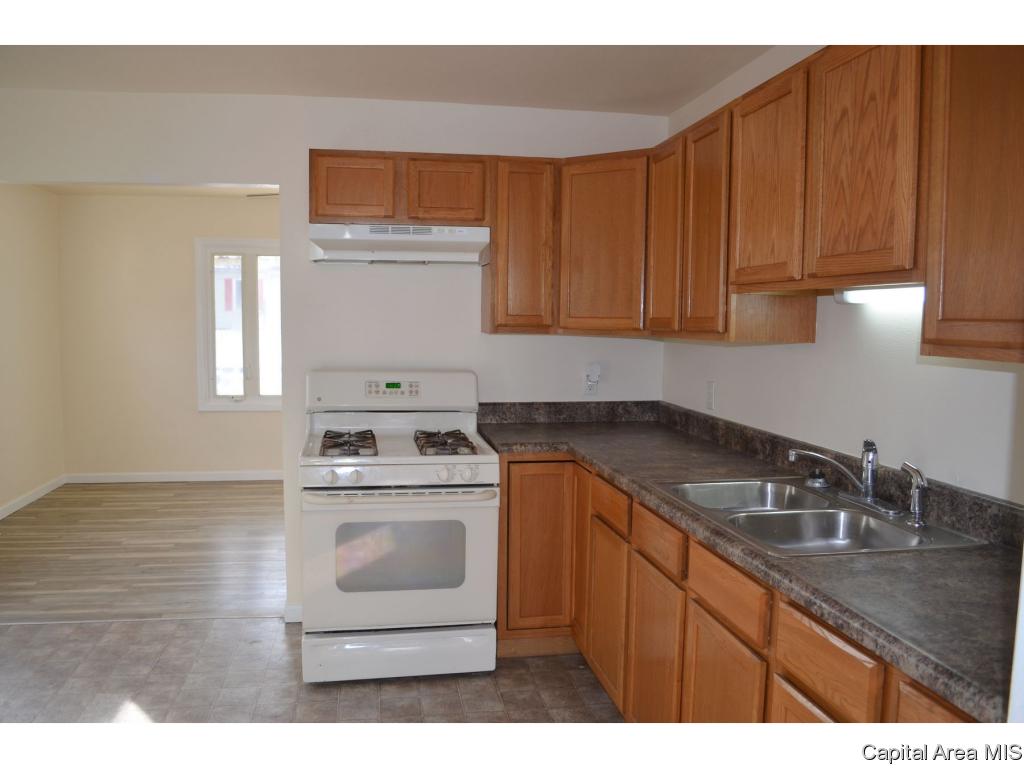 35 Lilac Lane Springfield, IL 62702 - Photo 15 of 19 Gallery Image 15