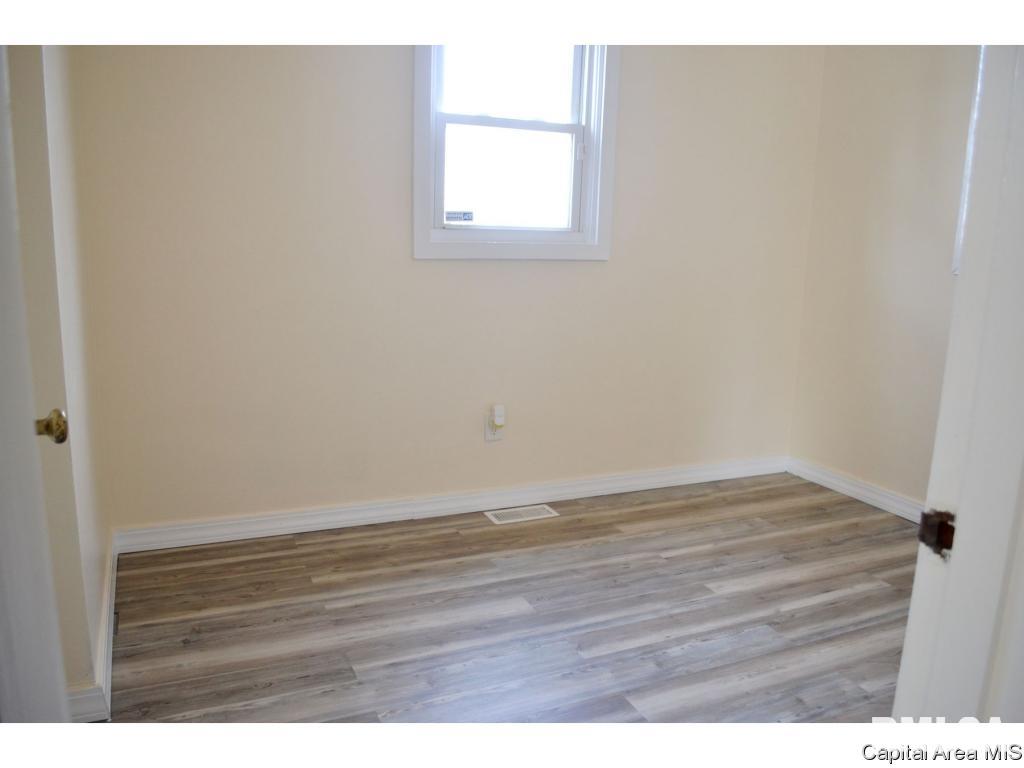 35 Lilac Lane Springfield, IL 62702 - Photo 10 of 19 Gallery Image 10