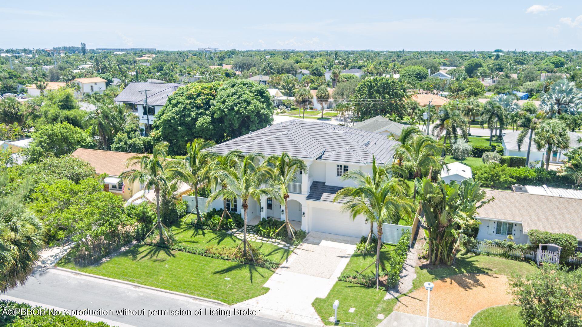 344 Churchill Road West Palm Beach, FL 33405 - Photo 35 of 41 an aerial view of residential houses with outdoor space and trees