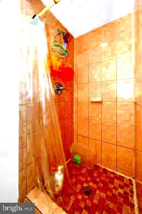 12124 Livingston Street Silver Spring, MD 20902 - Photo 3 of 35