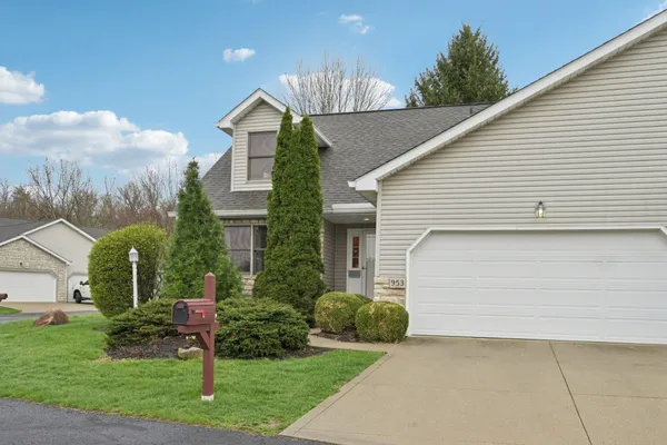$350,000 | 953 Hopewell Heights Drive, Heath, OH 43056