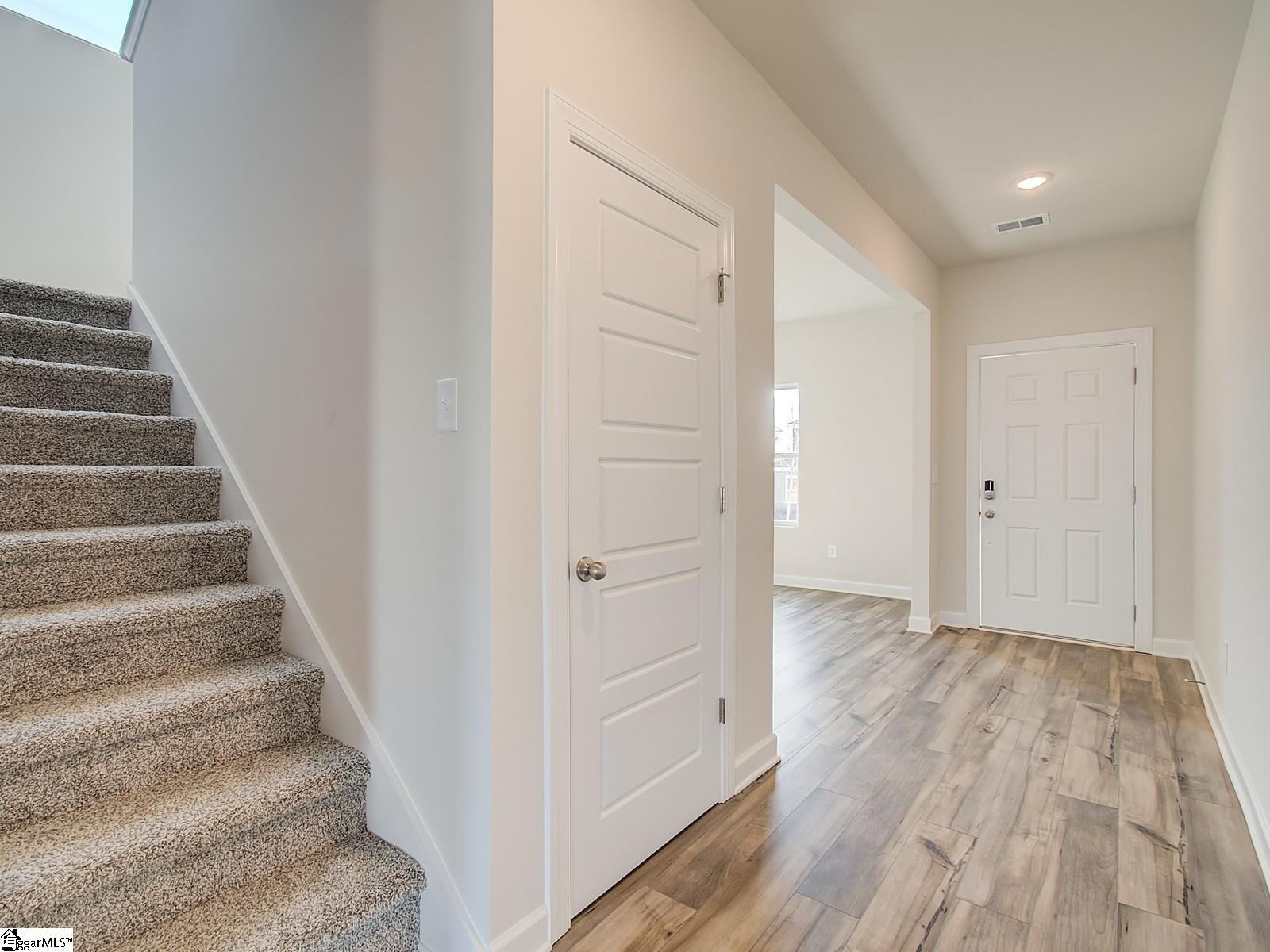109 Watford Lane Fountain Inn, SC 29644 - Photo 5 of 36 Gallery Image 5