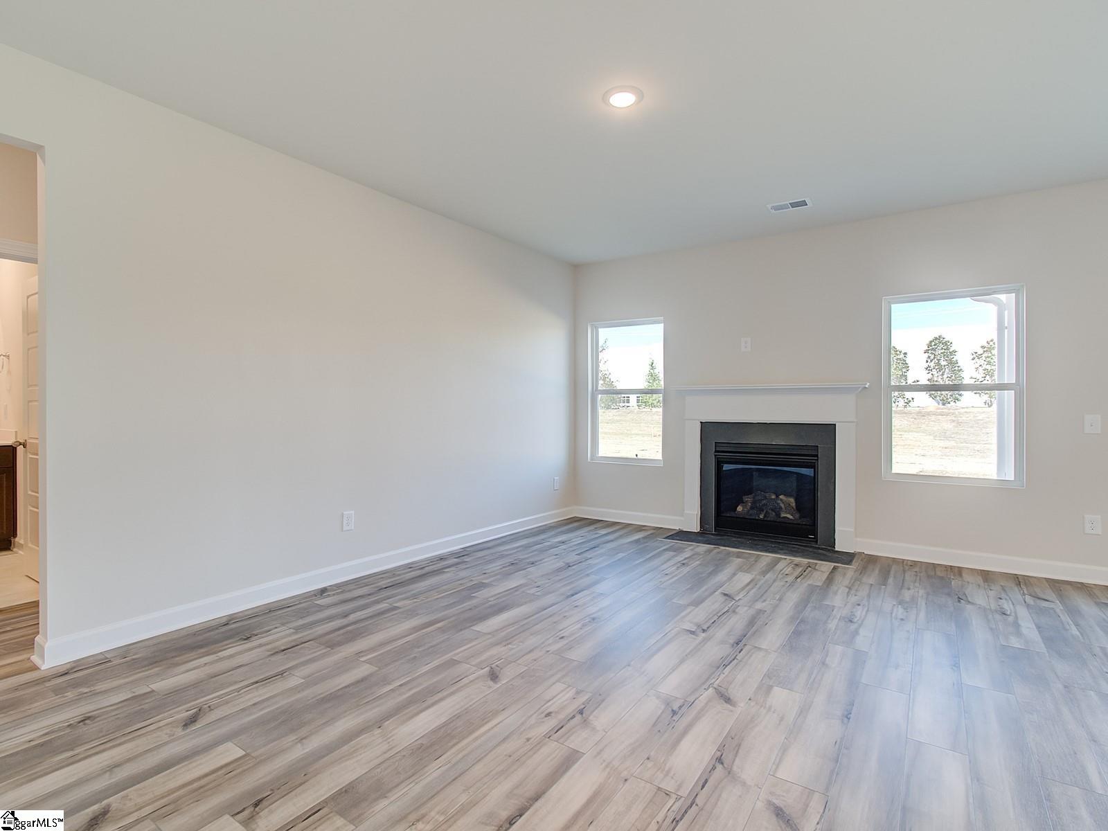 109 Watford Lane Fountain Inn, SC 29644 - Photo 9 of 36 Gallery Image 9
