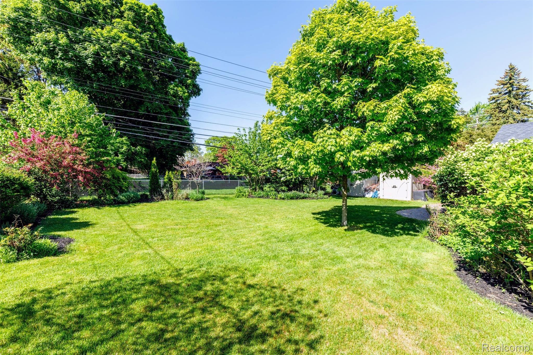 759 Shoreham Road Grosse Pointe, MI 48236 - Photo 45 of 59 59Shoreham-57.jpg