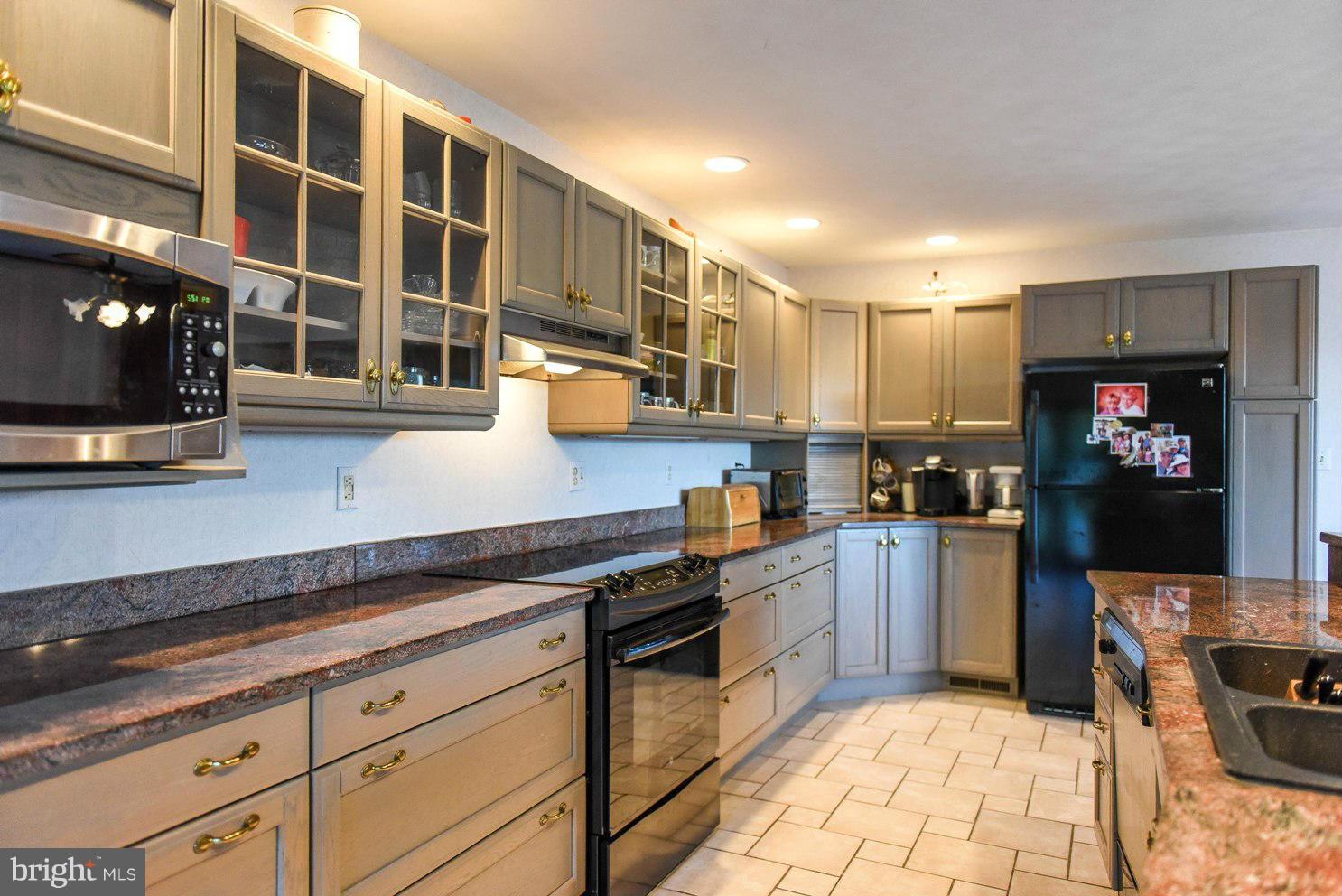47880 Cross Manor Road St. Inigoes, MD 20684 - Photo 13 of 30 Kitchen
