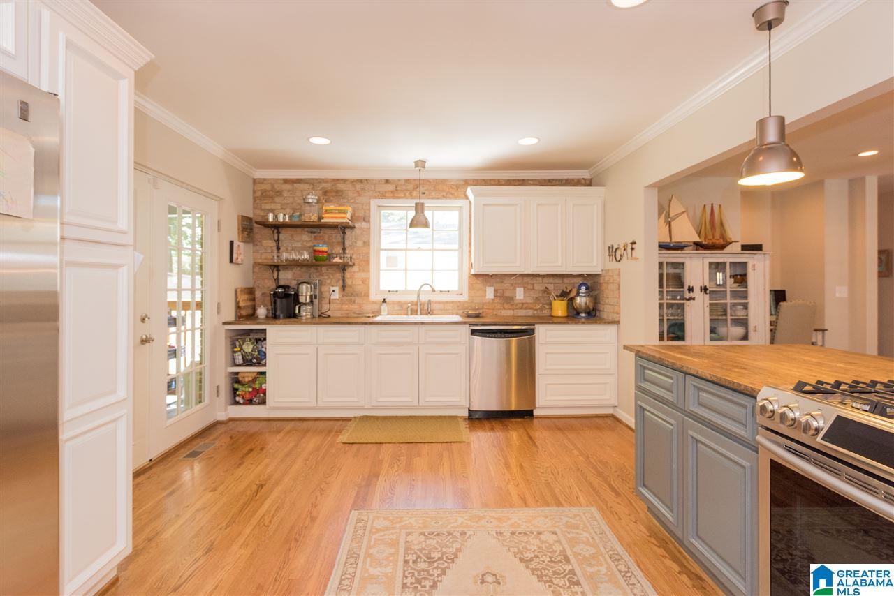 1528 Saulter Road Birmingham, AL 35209 - Photo 8 of 25
