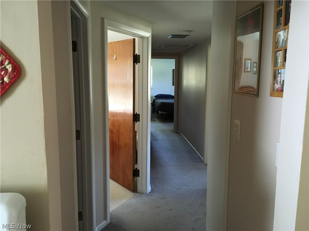 370 Hillside Road Independence, OH 44131 - Photo 9 of 10 Gallery Image 9