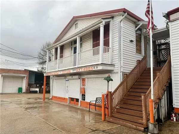 $1,650 | 4219 1/2 Jefferson Highway, Jefferson, LA 70121