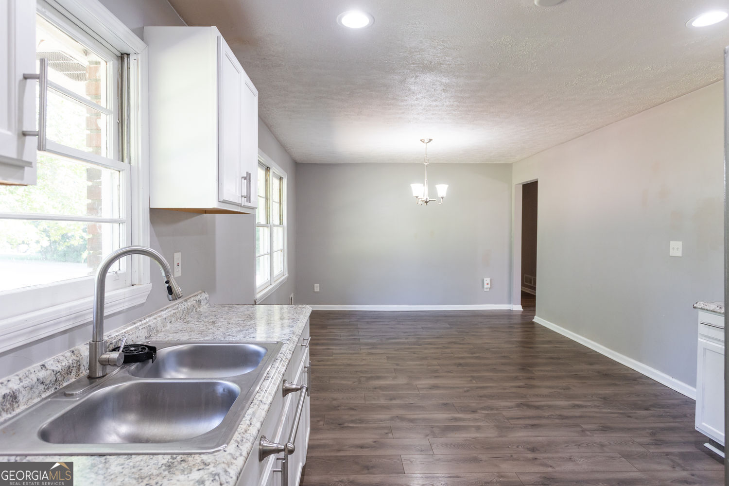 908 East Marable Street Monroe, GA 30656 - Photo 9 of 26