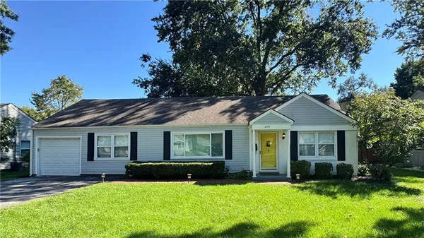 $305,000 | 2219 West 79th Street, Prairie Village, KS 66208