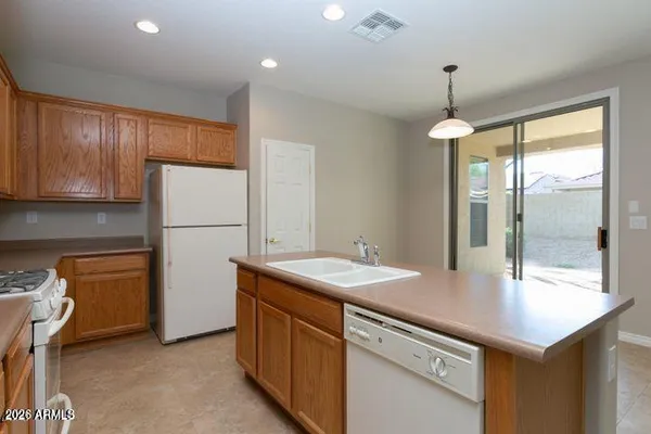 $2,700 | 2106 West Hemingway Court, Anthem, AZ 85086