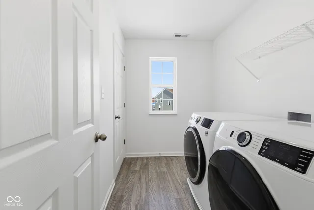 $360,000 | 6507 West Whispering Way North, Greenfield, IN 46140