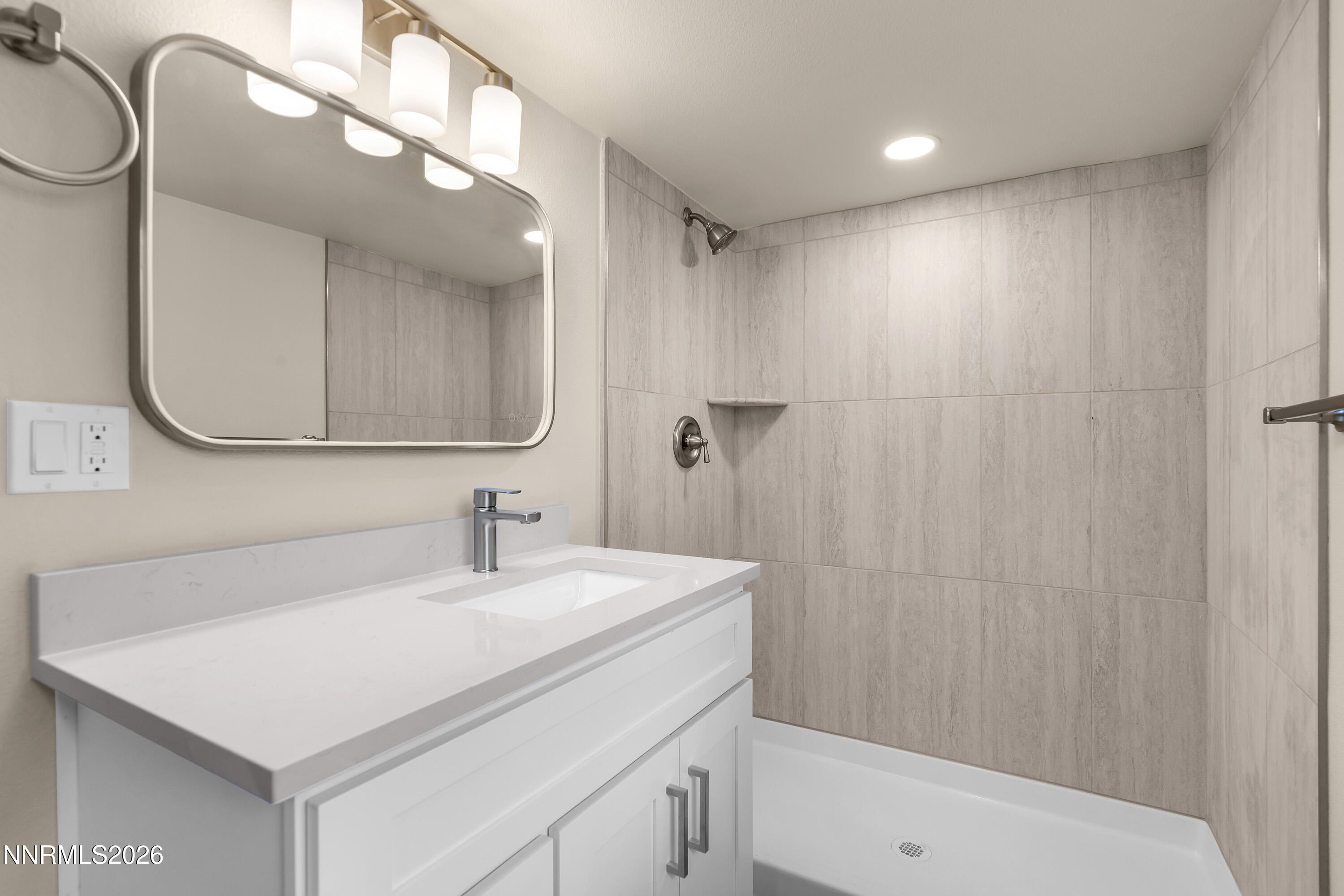 360 Roberts Street Reno, NV 89502 - Photo 25 of 46 Roberts360-029