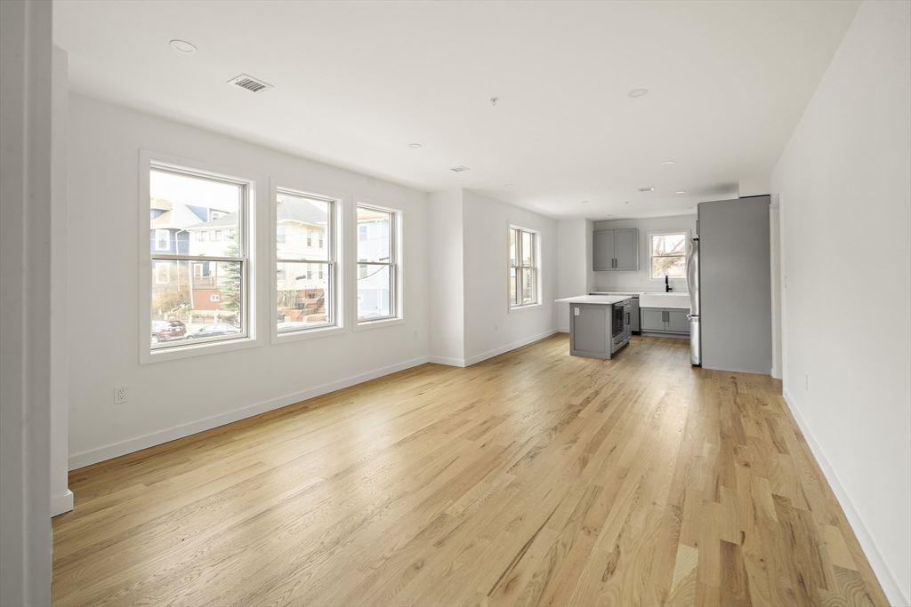 25 Hillsboro Street, Unit 2 Boston, MA 02125 - Photo 6 of 20