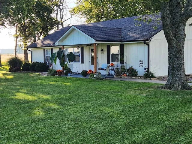 $319,000 | 34361 West 363rd Street, Osawatomie, KS 66064