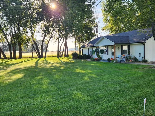 $319,000 | 34361 West 363rd Street, Osawatomie, KS 66064