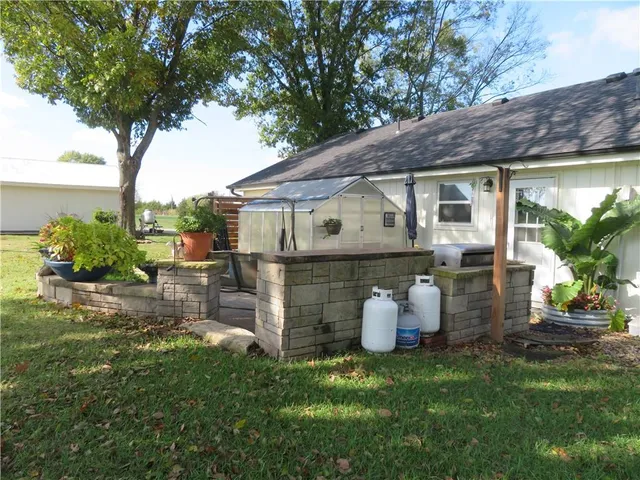 $319,000 | 34361 West 363rd Street, Osawatomie, KS 66064
