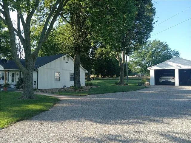 $319,000 | 34361 West 363rd Street, Osawatomie, KS 66064