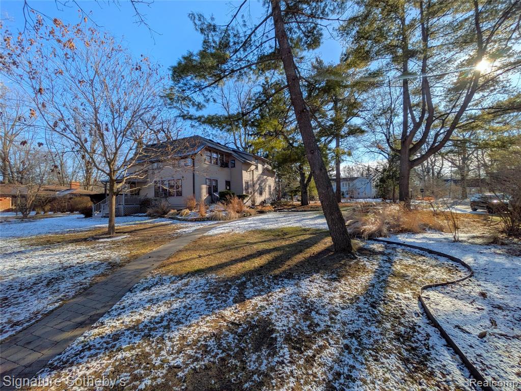 19470 Beverly Road Beverly Hills, MI 48025 - Photo 26 of 31