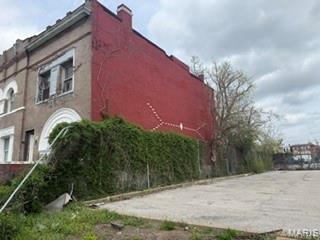 5233 Cates Avenue St. Louis, MO 63113 - Photo 2 of 19