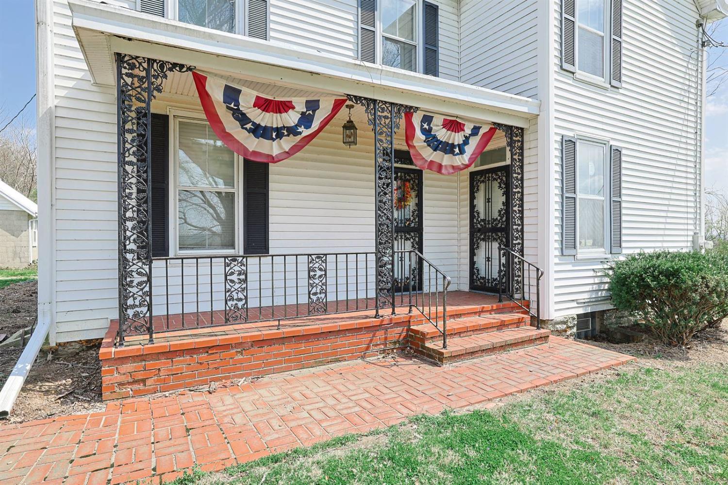 3686 Cincinnati Brookville Road Hamilton, OH 45013 - Photo 4 of 57