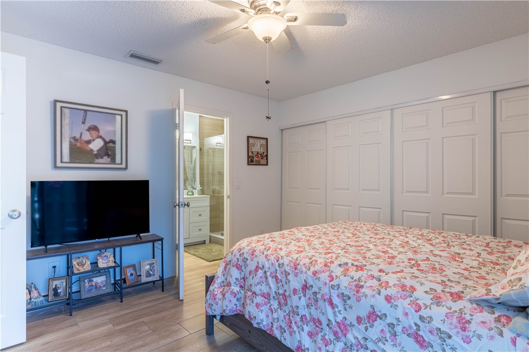 1172 Breezy Way, Unit 5D Sebastian, FL 32958 - Photo 13 of 30