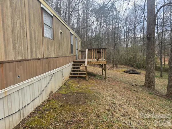 $1,300 | 3497 Deerbrook Road, Lenoir, NC 28645