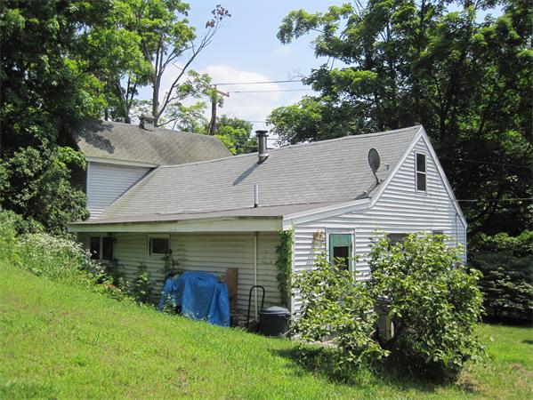 81 Kendall Road Tyngsborough, MA 01879 - Photo 4 of 8 Gallery Image 4