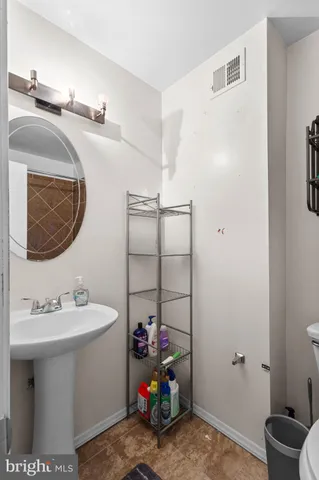 $315,000 | 3606 Wood Creek Drive, Suitland, MD 20746