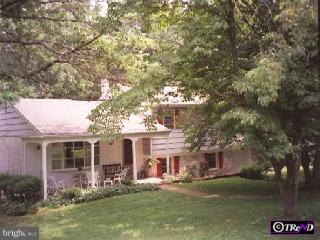 89 Hoover Road Huntingdon Valley, PA 19006 - Photo 1 of 1 Gallery Image 1
