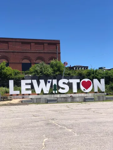 $325,000 | 105 Winter Street, Lewiston, ME 04240