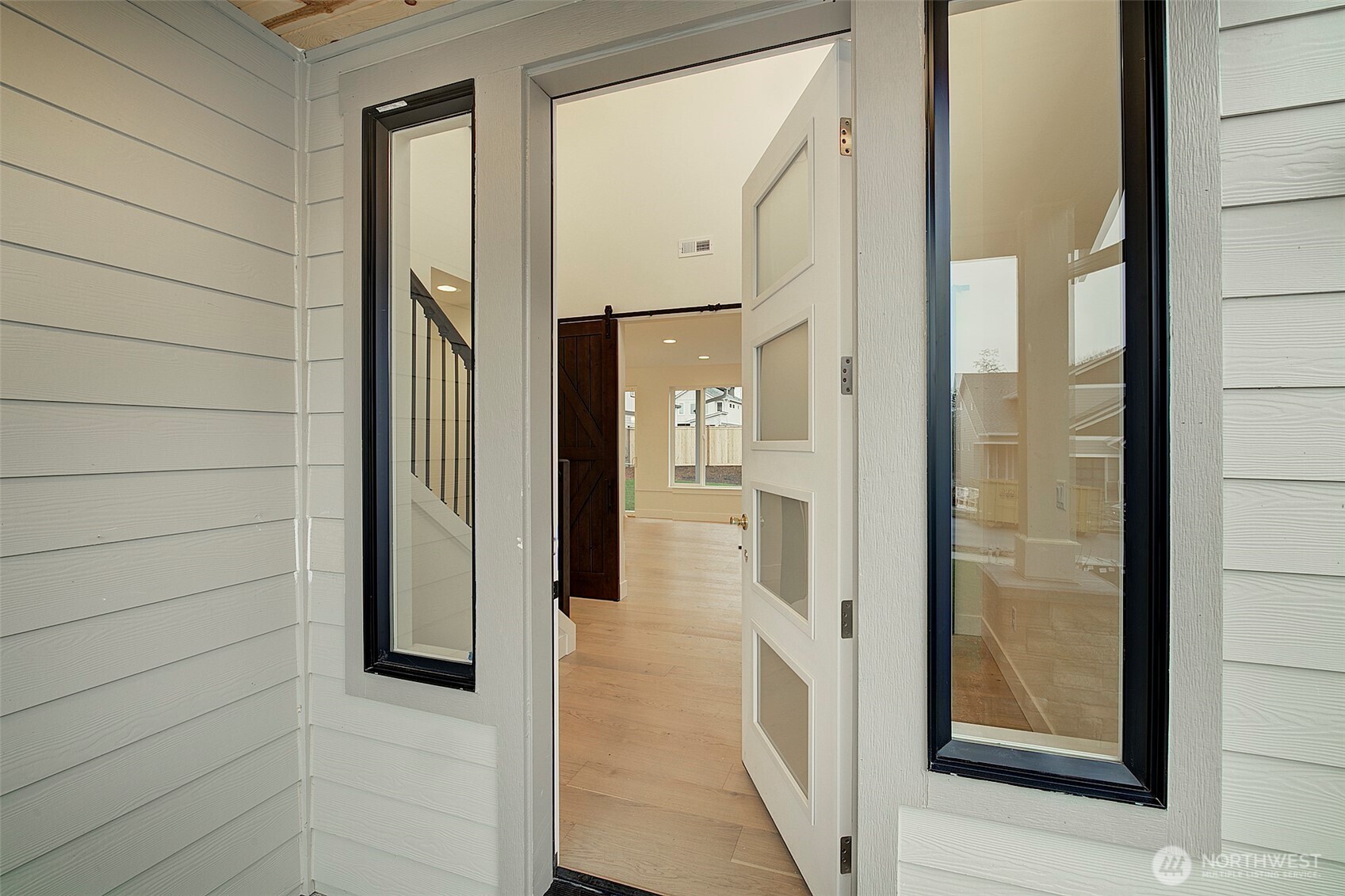 727 Covington Avenue Snohomish, WA 98290 - Photo 2 of 36 a view of a bathroom from a hallway