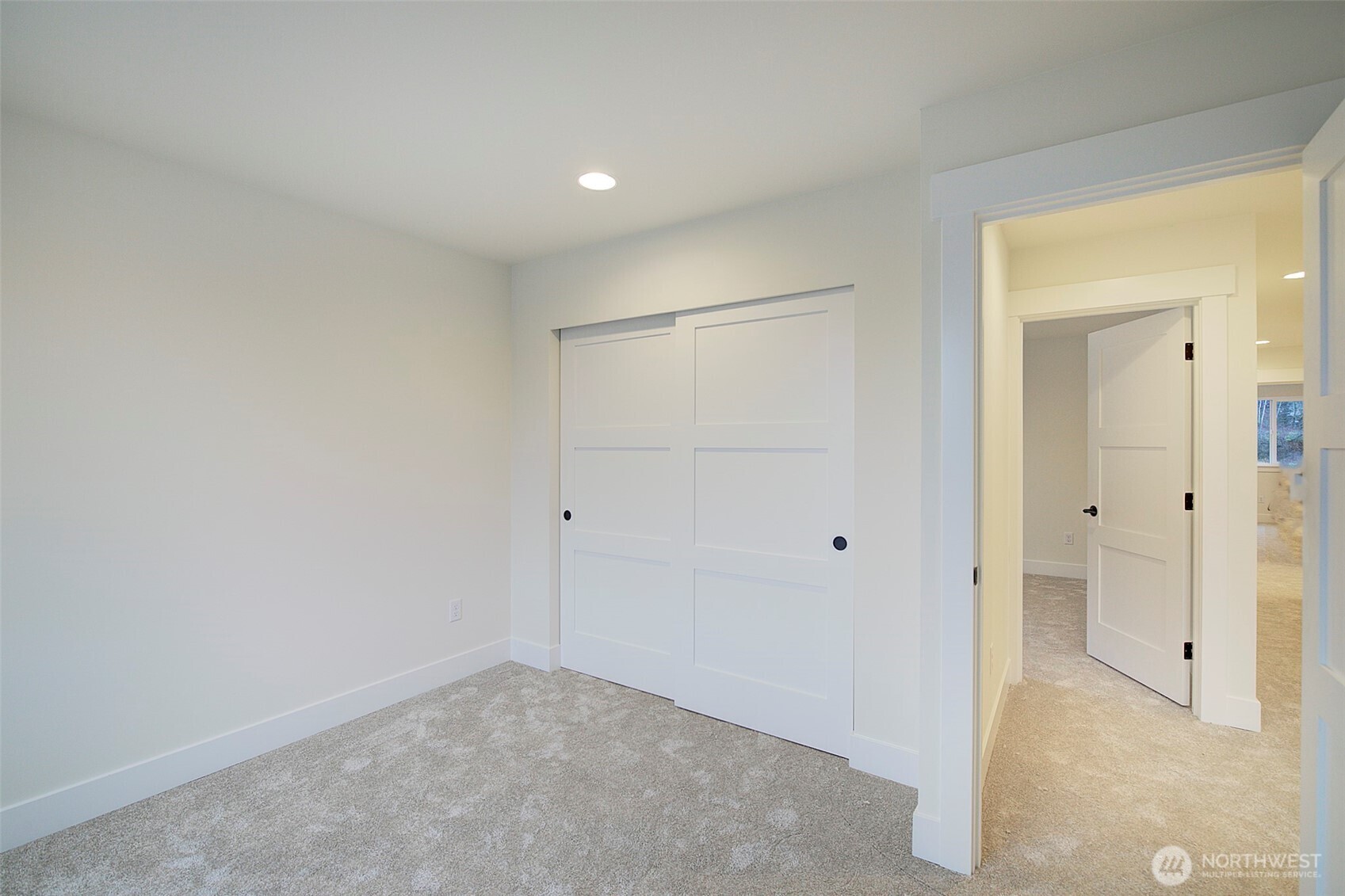 727 Covington Avenue Snohomish, WA 98290 - Photo 21 of 36 a view of an empty room