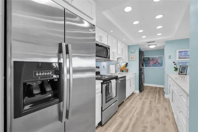 $3,164 | 200 120th Avenue West, Unit 3A, Treasure Island, FL 33706