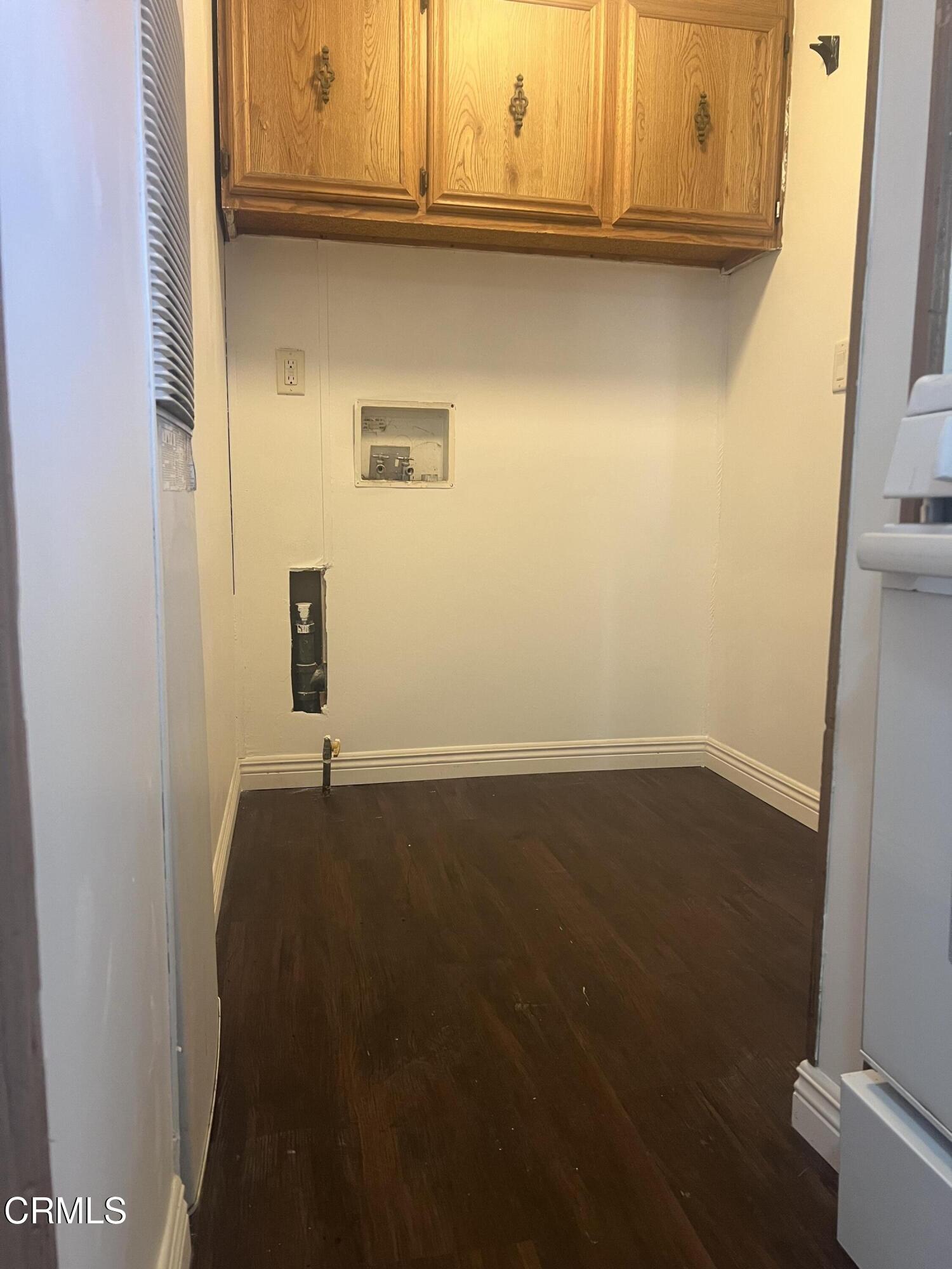 601 Pacheco Road, Unit 29 Bakersfield, CA 93307 - Photo 5 of 15 Laundry