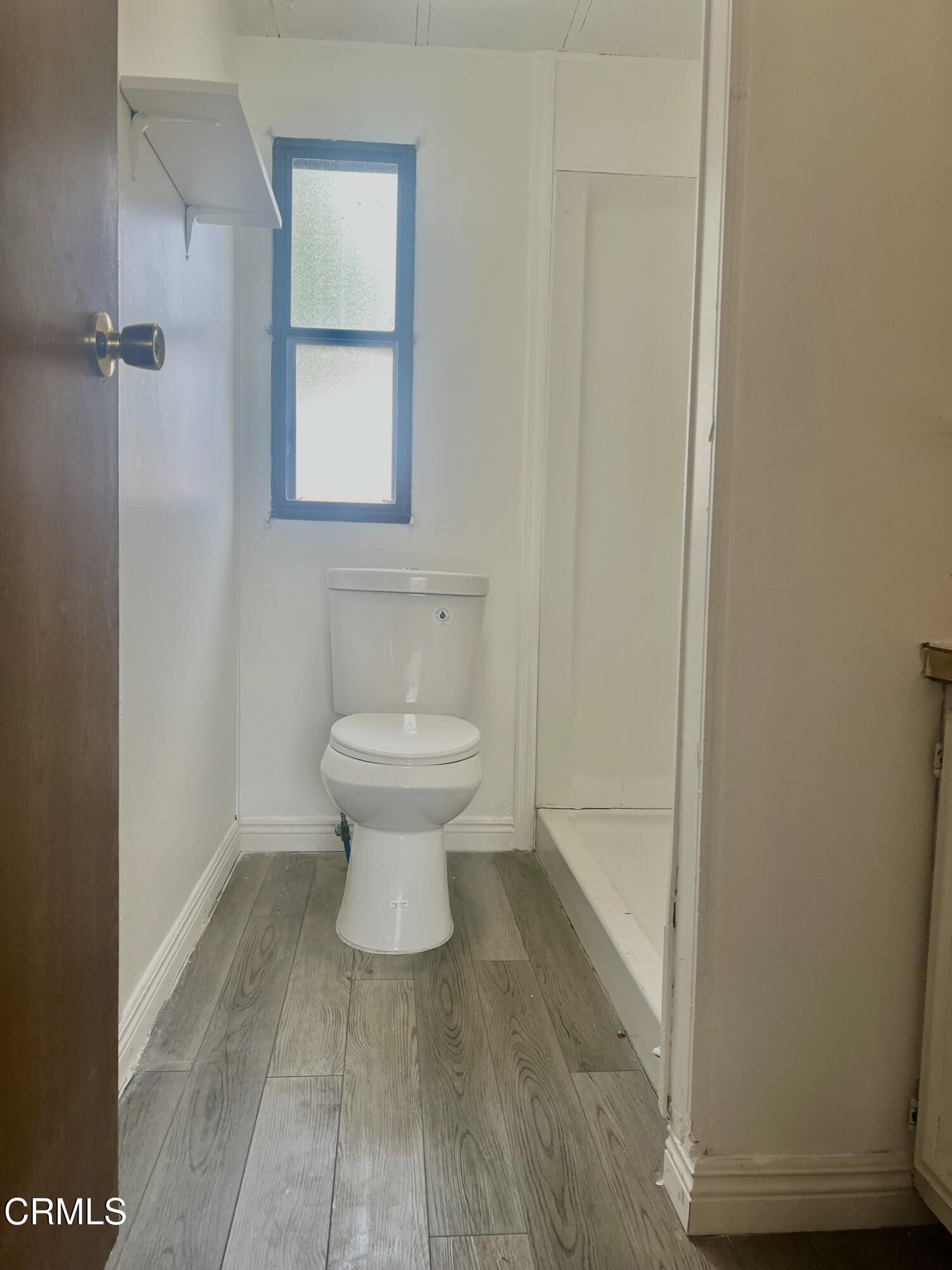 601 Pacheco Road, Unit 29 Bakersfield, CA 93307 - Photo 9 of 15 bathroom1