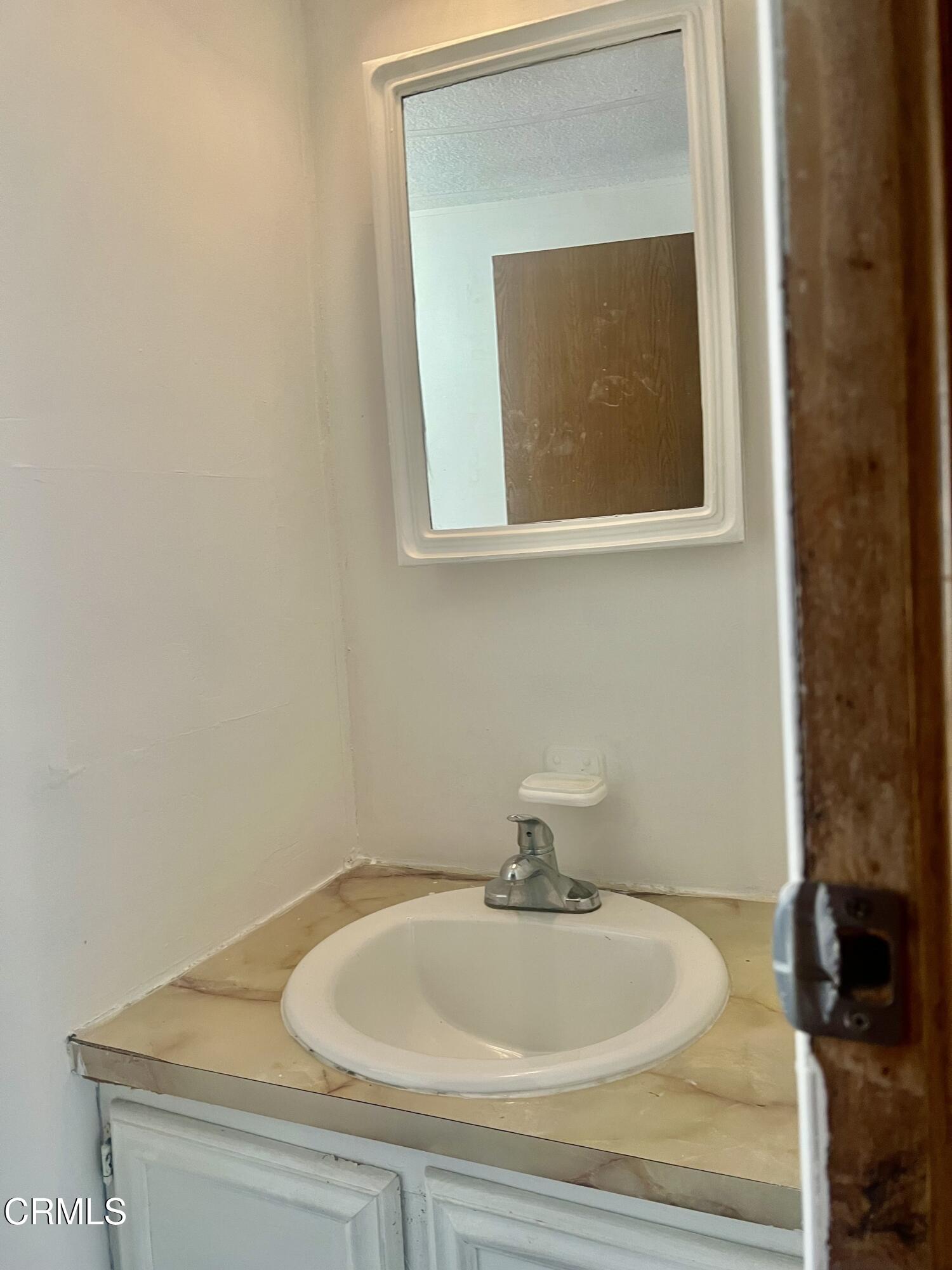 601 Pacheco Road, Unit 29 Bakersfield, CA 93307 - Photo 10 of 15 sink