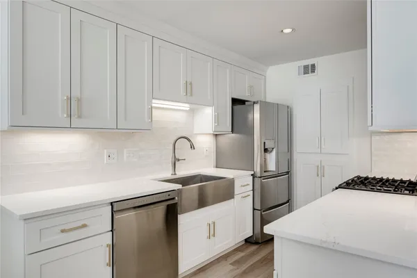 $535,000 | 505 West 7th Street, Unit 102, Austin, TX 78701