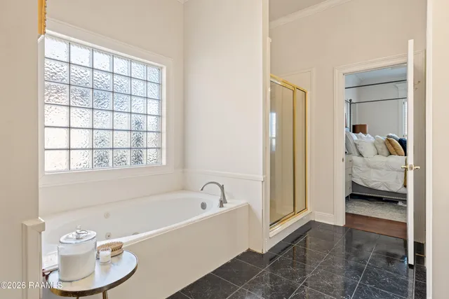 $589,000 | 302 Farmington Drive, Lafayette, LA 70503